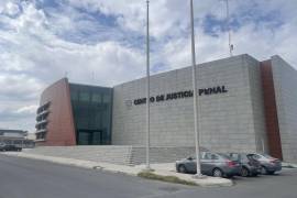 El tribunal resolvió que Reyna María N. continuará su proceso en libertad, bajo medidas cautelares.