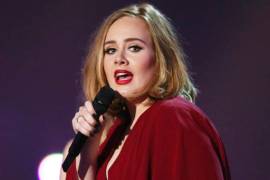 ‘Es el final de una era’ dice Adele sobre el divorcio de Brad Pitt y Angelina Jolie