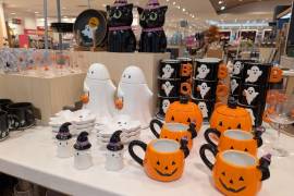 En Liverpool ya se encuentran exhibidos artículos para Halloween, desde figuras decorativas y calabazas, hasta accesorios temáticos, pese a que la celebración aún está a más de tres meses.