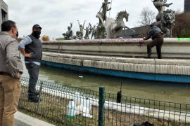 Retiran pintas de la 'Fuente de la Vida' en Monterrey