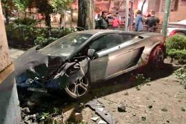 Lamborghini destrozado y abandonado en la Roma habría sido robado en Jalisco