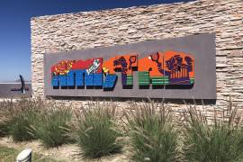 Entre un 85 a 90% ha avanzado la construcción de este nuevo parque industrial en Saltillo, el cual se espera que quede listo para finales de este año. FOTO: