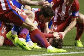 Fernando Torres abandona el hospital, golpe no fue de gravedad