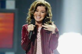 Kelly Clarkson recuerda sus inicios a 18 años de haber ganado American Idol