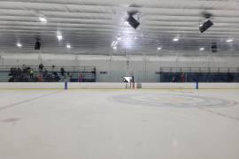 Un tiroteo durante un partido de hockey en una pista de hielo de Pawtucket, en el estado de Rhode Island, dejó al menos dos personas muertas.