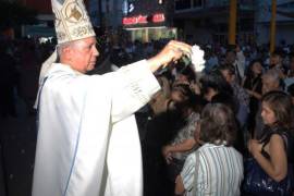 Culpa obispo de Cuernavaca a los gays y al aborto por existencia del coronavirus