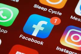 Usuarios de las redes sociales Facebook e Instagram y la app de mensajería WhatsApp reportaron fallas al no poder acceder a las plataformas.