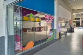 Espacios como Julio Cepeda cerraron tanto en Plaza Real como en Galerías.