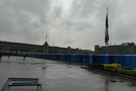 Cabe señalar que nunca antes se había colocado un blindaje de este tipo en el Zócalo de la Ciudad de México.