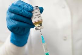 Gobernadores podrán comprar vacunas contra COVID-19, pero llegarían a fines de 2021 o hasta 2022