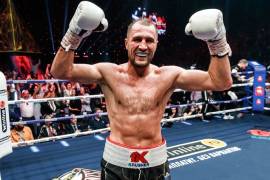 Kovalev dice que combate con ‘Canelo’ será interesante