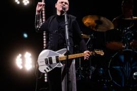 Smashing Pumpkins celebran su 30 aniversario con amigos