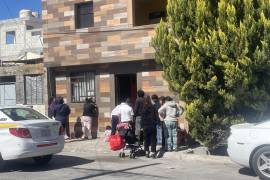 La vivienda ubicada en la colonia Saltillo 2000 fue escenario de la tragedia que conmocionó a familiares y vecinos.
