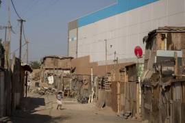 La reducción en la pobreza no obedece principalmente a los programas sociales, sino al incremento en los ingresos propios de los hogares, afirmó Claudia Maldonado, del Inegi.