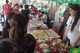 Se lleva a cabo la Feria de la Alimentación en Ciudad Deportiva de Saltillo