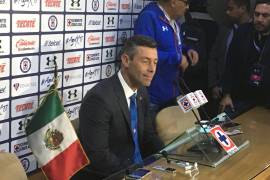 'El pasado está en los museos'; Caixinha sobre el 'Chaco' Giménez