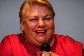 Deja 'Paquita La del Barrio' plantados a los saltillenses; acusa falta de pago del empresario