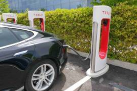 Tesla aumenta hasta 100% el precio de la recarga en sus supercargadores
