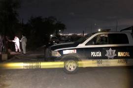 Elementos de la Policía de Ramos Arizpe acordonaron el área.