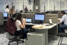 El Servicio de Administración Tributaria (SAT) es un órgano desconcentrado de la Secretaría de Hacienda y Crédito Público (SHCP) de México.