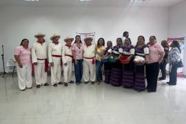 Integrantes de grupos comunitarios participaron en actividades de danza y convivencia organizadas durante el encuentro regional.