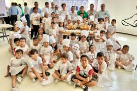 Esta actividad se realizó en el Complejo Cultural y Deportivo La Jabonera y contó en el primer grupo con la participación de 50 menores.