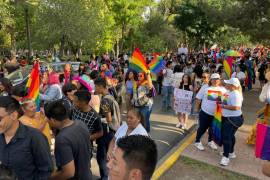 Miles de miembros de la comunidad LGBT+ se congregaron en Saltillo para celebrar la diversidad.