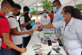Autoridades sanitarias brindan orientación sobre el uso correcto de métodos de barrera.