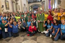 Monseñor Hilario hizo un llamado especial a los padres de familia, recordando que son los primeros catequistas desde el hogar.