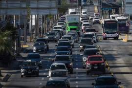 Con el reemplacamiento, los conductores aseguran que su vehículo cumpla con las normativas vigentes, lo que contribuye a la seguridad vial y al control ambiental.