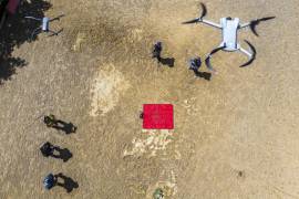 El uso de drones comerciales, como el DJI Mavic 3 Pro, se ha popularizado entre los grupos armados en Colombia por su rapidez y capacidad de carga.