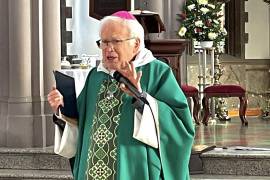 El obispo emérito de Saltillo acusó a Donald Trump de actuar con “mentalidad de emperador” y advirtió que busca intervenir en México y Colombia para “saquear”.