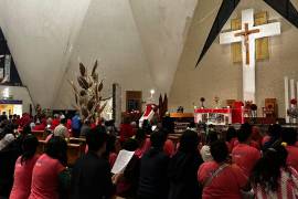 La Iglesia Católica advirtió que esto puede convertirse en un periodo de sobreexposición digital para menores.
