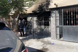 Paramédicos trasladaron a María del Refugio Mendoza al Hospital Universitario por intoxicación por monóxido de carbono.