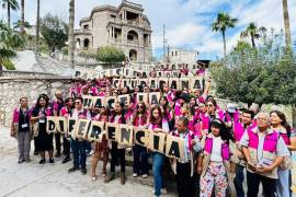 Durante esta fase, los participantes reciben formación sobre el manejo de paquetes electorales y el llenado de actas de escrutinio.