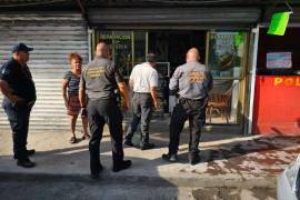 Elementos de seguridad detuvieron al presunto responsable poco después del reporte del robo y recuperaron parte de la mercancía sustraída.