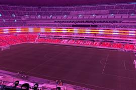 La modernización del inmueble incluye tecnología LED en distintos niveles del estadio.