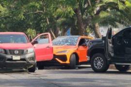 Debido a un enfrentamiento entre civiles armados en Zapopan, Jalisco, dos personas perdieron la vida y cinco más resultaron lesionadas.