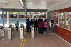 Los padres y madres de familia aclararon que fue falsa alarma el presunto “secuestro” de alumnos en la secundaria Andrés S. Viesca.