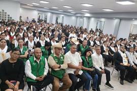 Para fortalecer el emprendimiento y responder a las exigencias del mercado laboral, el Instituto de Capacitación para el Trabajo del Estado de Coahuila (ICATEC) graduó a más de 300 alumnos en la región Norte.