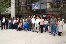 El representante legal de INTRA destacó la importancia de formar a trabajadores sociales en autocuidado y manejo del estrés para prevenir situaciones críticas.