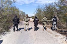 Cinco elementos de Fuerza Civil resultaron lesionados, cuando la patrulla que tripulaban accionó un artefacto explosivo improvisado que estaba en un camino de terracería en Doctor Coss, Nuevo León.