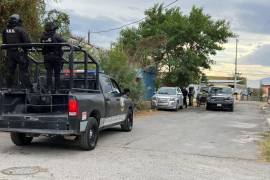 Elementos de diversas corporaciones resguardaron la zona durante el operativo en la calle París.