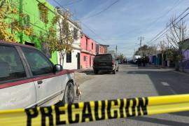 El inmueble donde ocurrió el deceso fue acordonado mientras se realizaban las diligencias correspondientes.