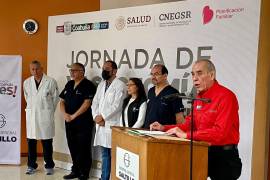 Certificados. En Coahuila hay 7 médicos capacitados para realizar la vasectomía sin bisturí, pertenecientes a la SS.