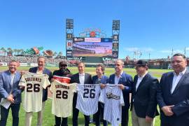 Directivos de Sultanes y Giants celebraron en Oracle Park el anuncio de los juegos de exhibición que se disputarán en marzo de 2026, marcando un hito para el béisbol mexicano.