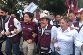 El líder nacional de Morena escoltó aquí en su cierre de campaña al candidato del partido guinda a la gubernatura de Coahuila, donde dio la bienvenida al recién anunciado apoyo del PT a su proyecto.