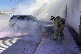 José Adán, dueño del vehículo, reportó que la unidad no presentaba fallas al momento de estacionarla por la mañana.