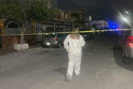 Autoridades acudieron al domicilio y acordonaron el área para la investigación correspondiente.
