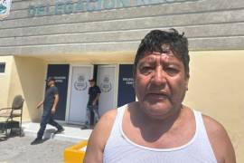 Alberto Reyna fue detenido junto con otros nueve exobreros de Altos Hornos de México.